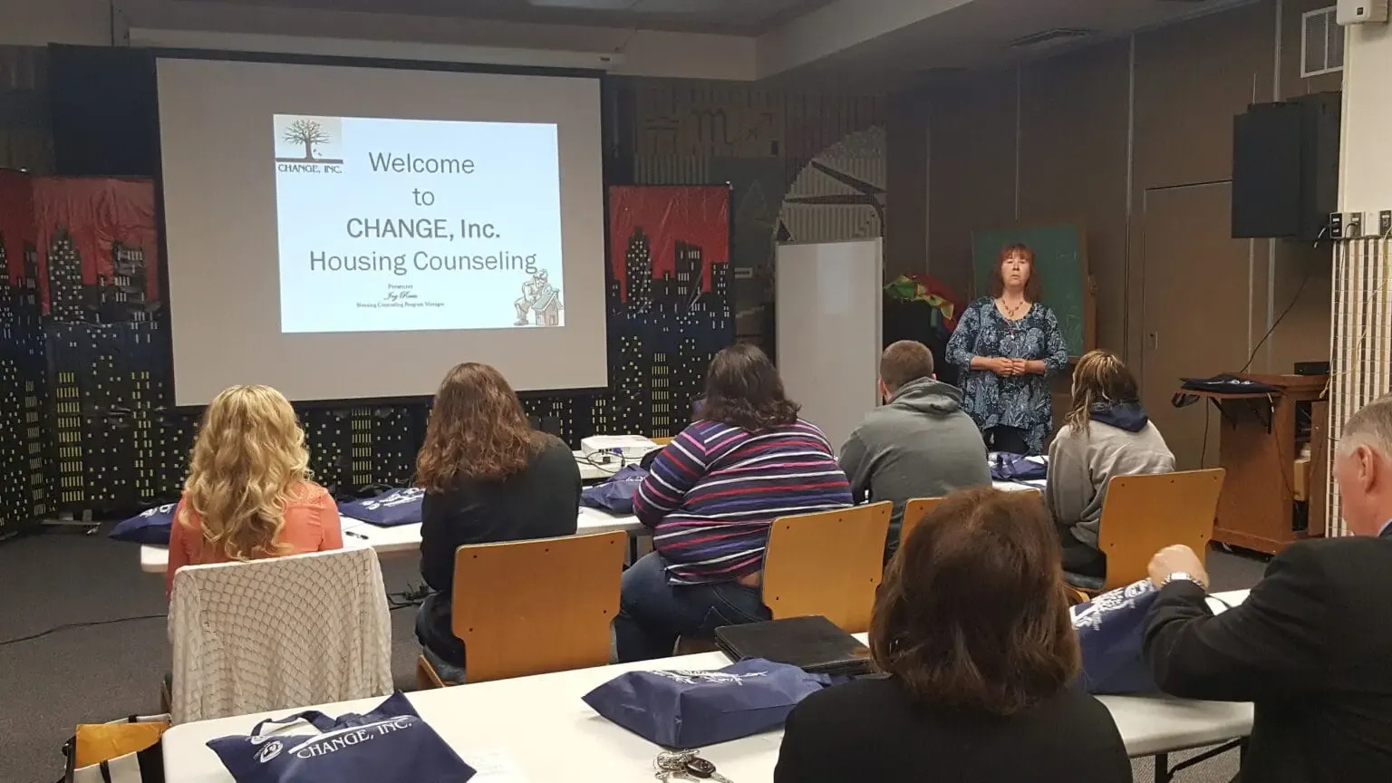 A housing counseling class in session